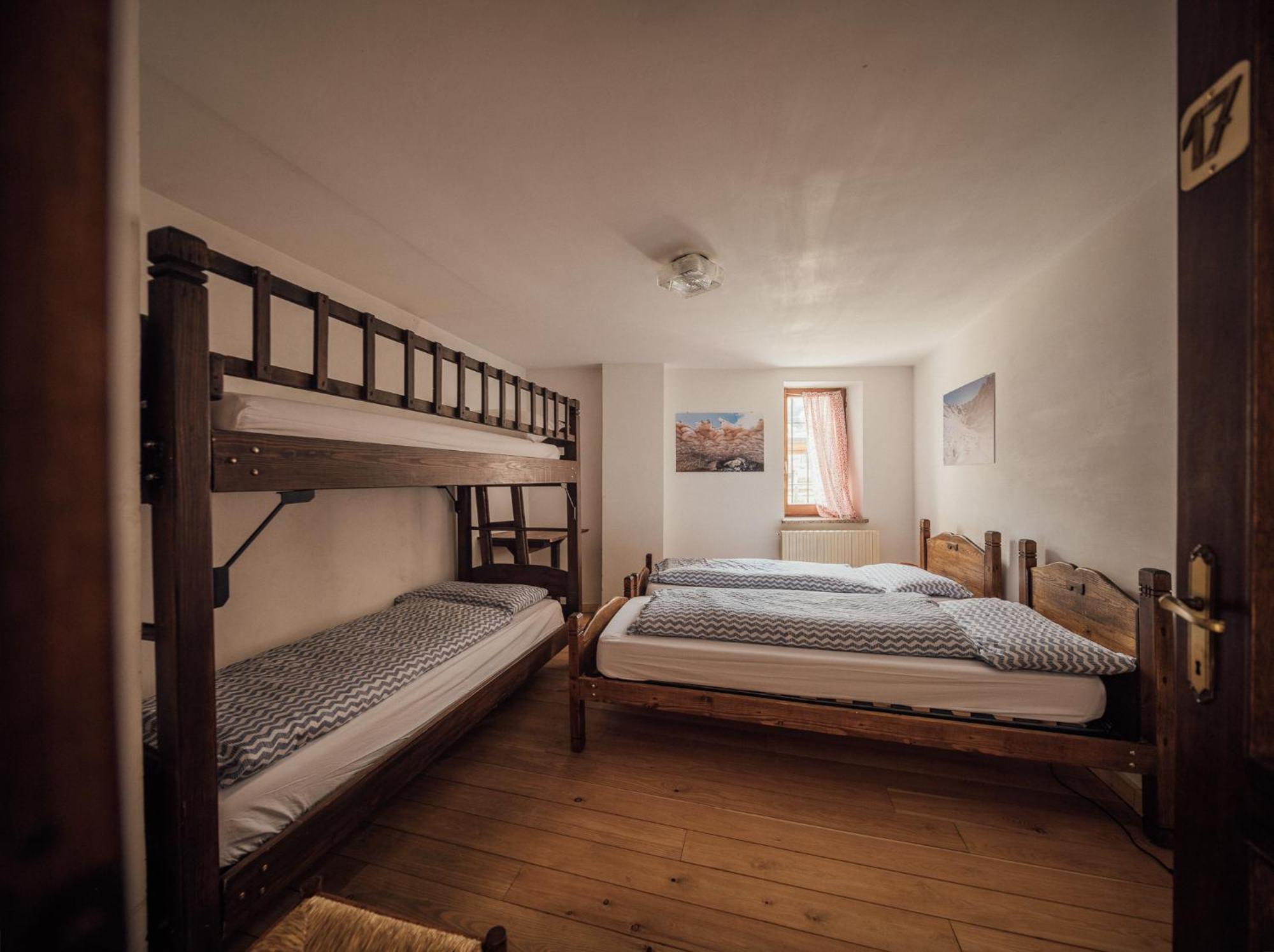 Albergo Locanda Mistral アッチェリョ エクステリア 写真