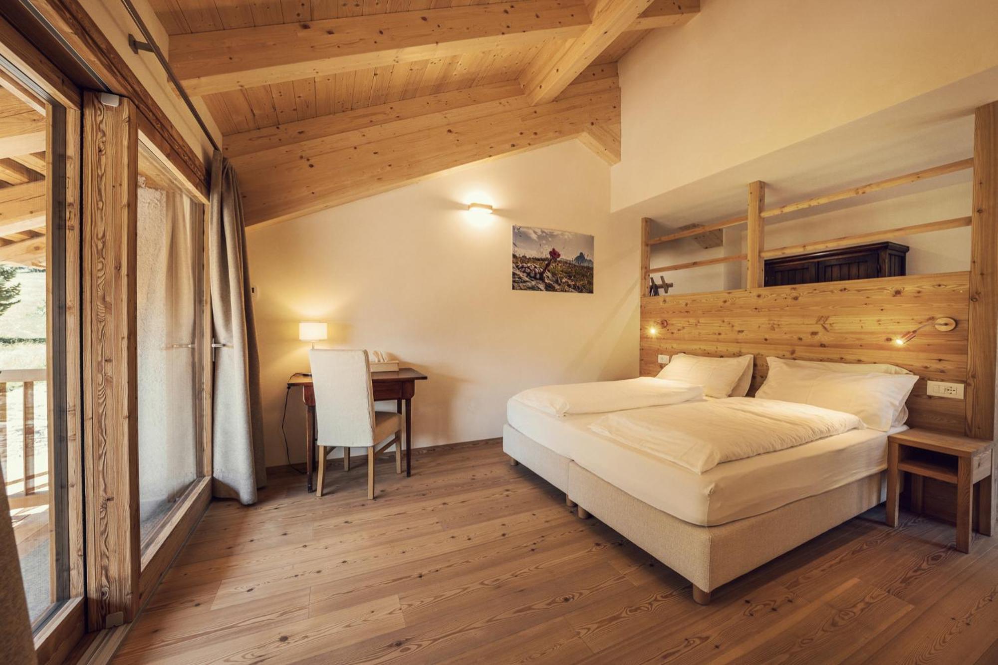 Albergo Locanda Mistral アッチェリョ エクステリア 写真